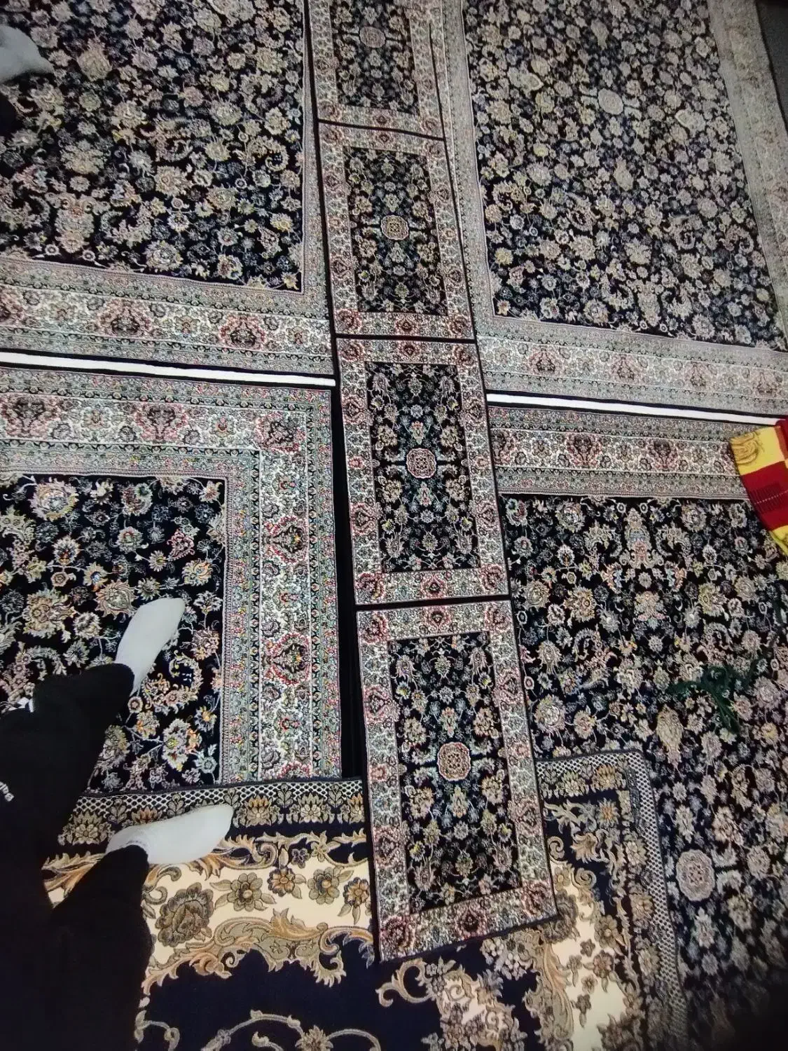 فرش در حد نو|فرش|سنندج, |دیوار