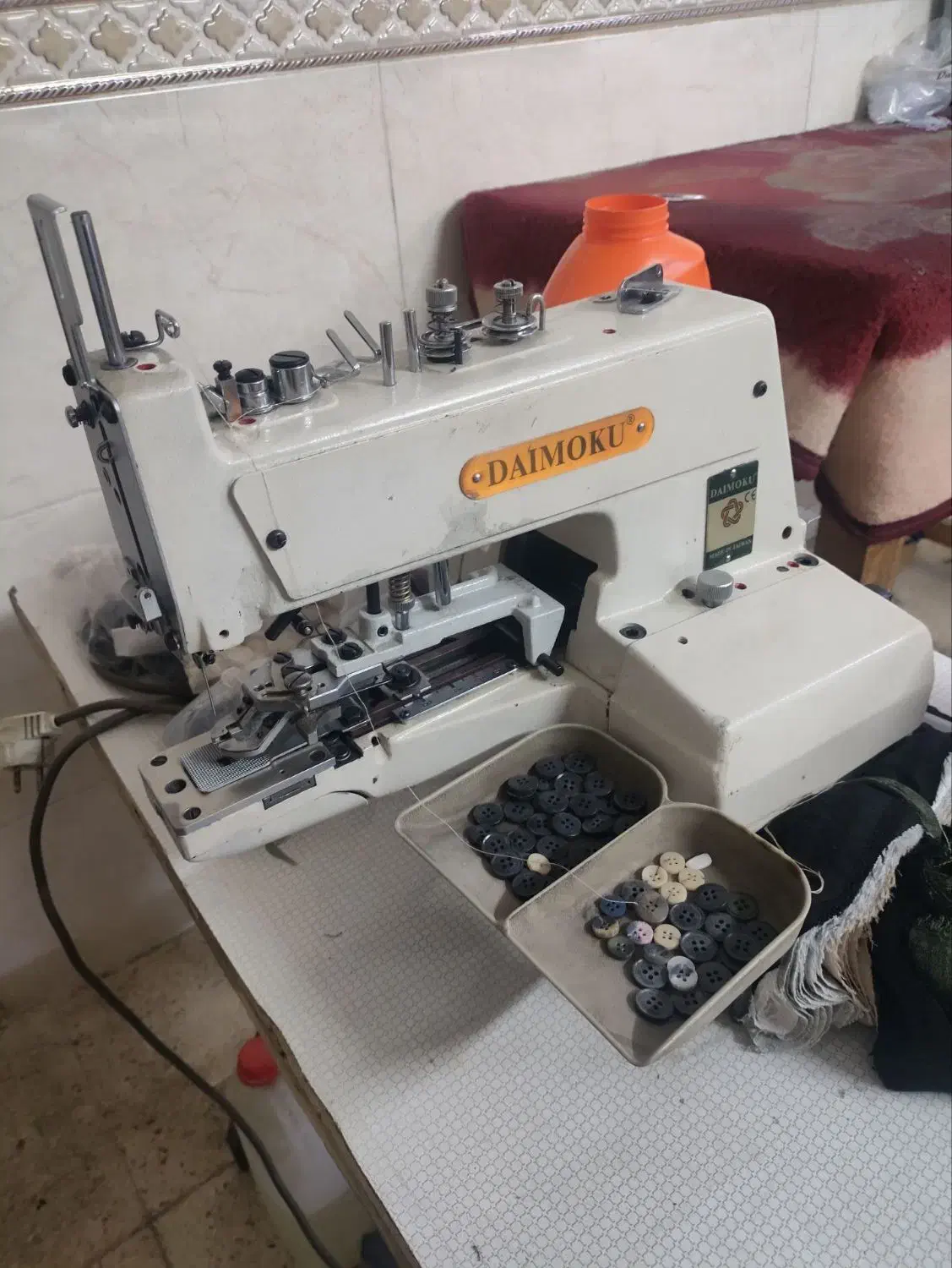 چرخ خیاطی دکمه ومادگی|چرخ خیاطی و ریسندگی|بهارستان, |دیوار