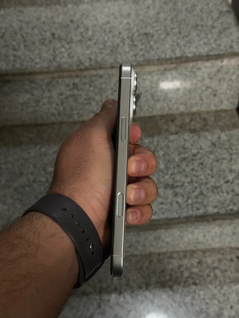 آیفون ۱۶ پرومکس ۲۵۶ سفید (ZA/A)|موبایل|زنجان, |دیوار