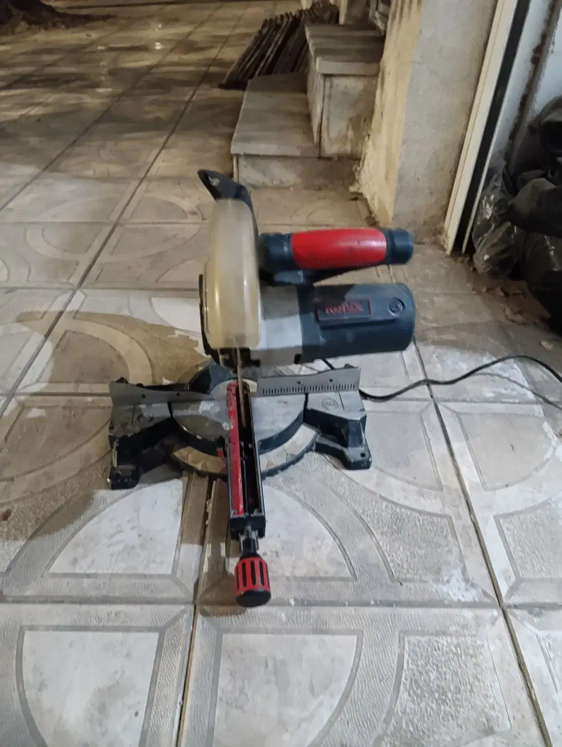 فروش  یک دستگاه فارسی بر رونیکس|ابزارآلات|سیرجان, |دیوار