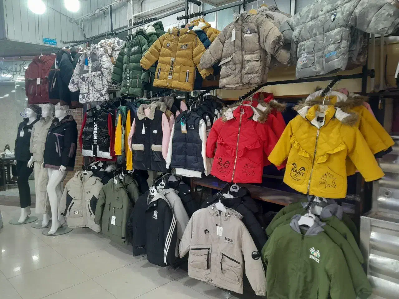 مغازه زیره راه پله ملکی|فروش مغازه و غرفه|مریوان, |دیوار