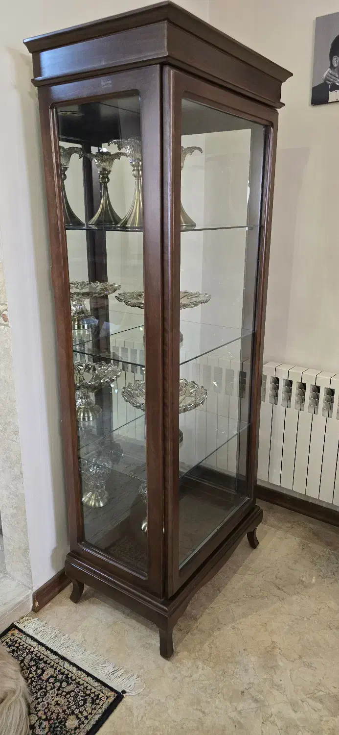 فروش بوفه چوبی چراغدار|بوفه، ویترین، کنسول|تهران, سردارجنگل|دیوار