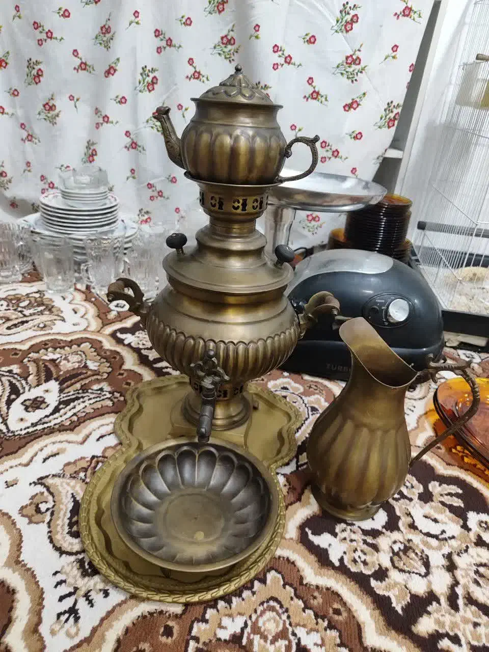 سماور ذغالی۳ لیتری و دیس مسی قدیمی|سماور، چای‌ساز، قهوه‌ساز|فریدون‌کنار, |دیوار