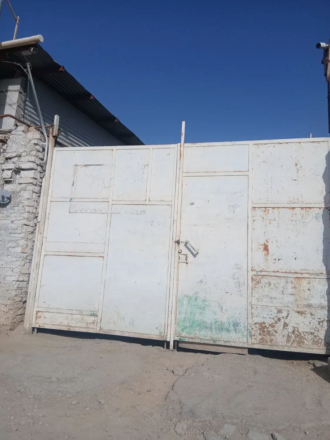 سوله اجاره ای حاشیه خیابان معراج|اجارهٔ مغازه و غرفه|بجنورد, |دیوار