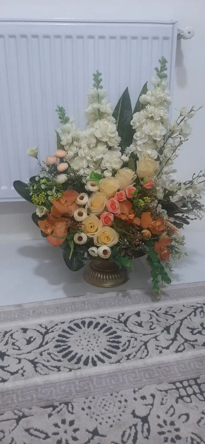 گل مصنوعی بسیار زیبا|گل مصنوعی|فلاورجان, |دیوار