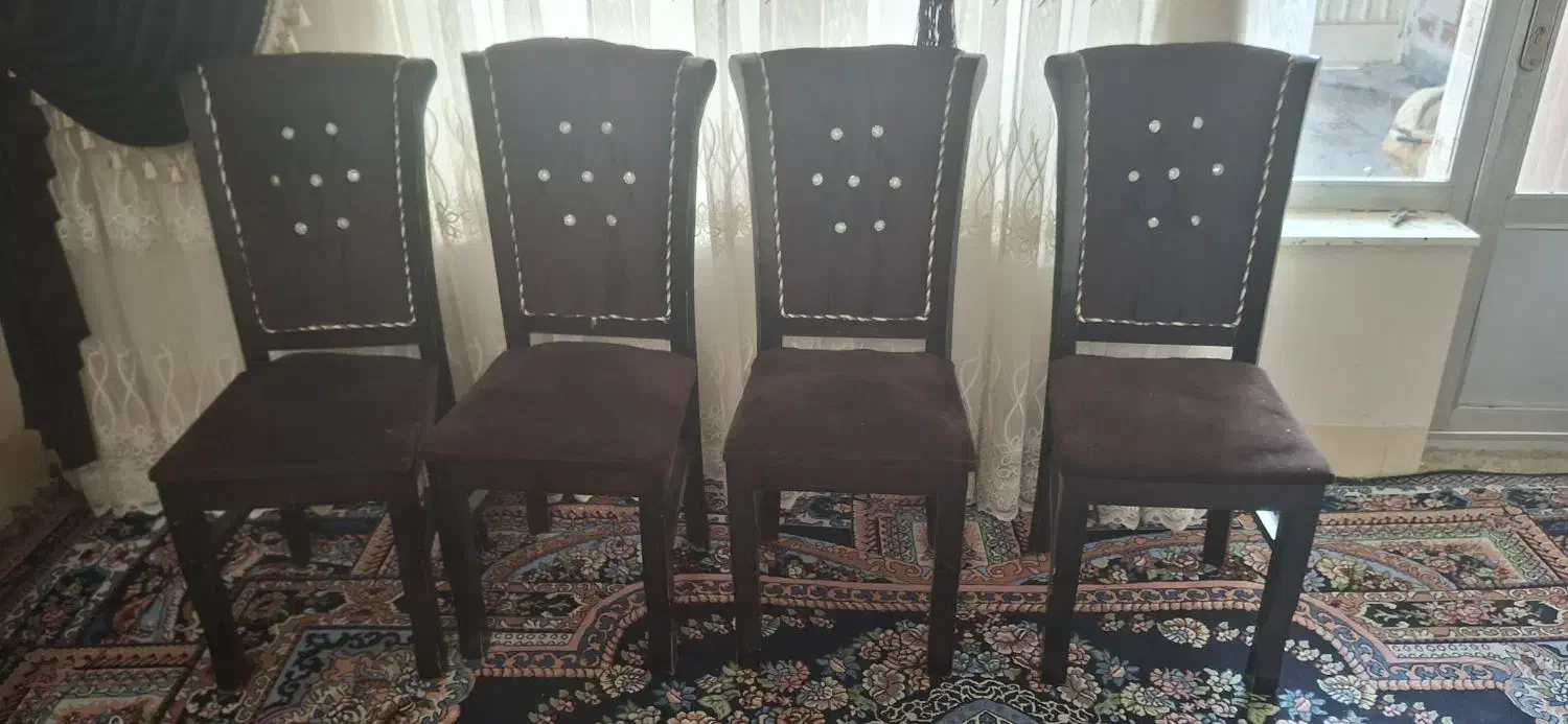 مـیزنآهآرخ ـوری|میز و صندلی غذاخوری|شهرکرد, |دیوار