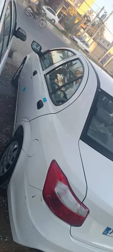 ساینا ۴۰۲بدون رنگ و زدگی|خودرو سواری و وانت|زرین دشت (فارس), |دیوار