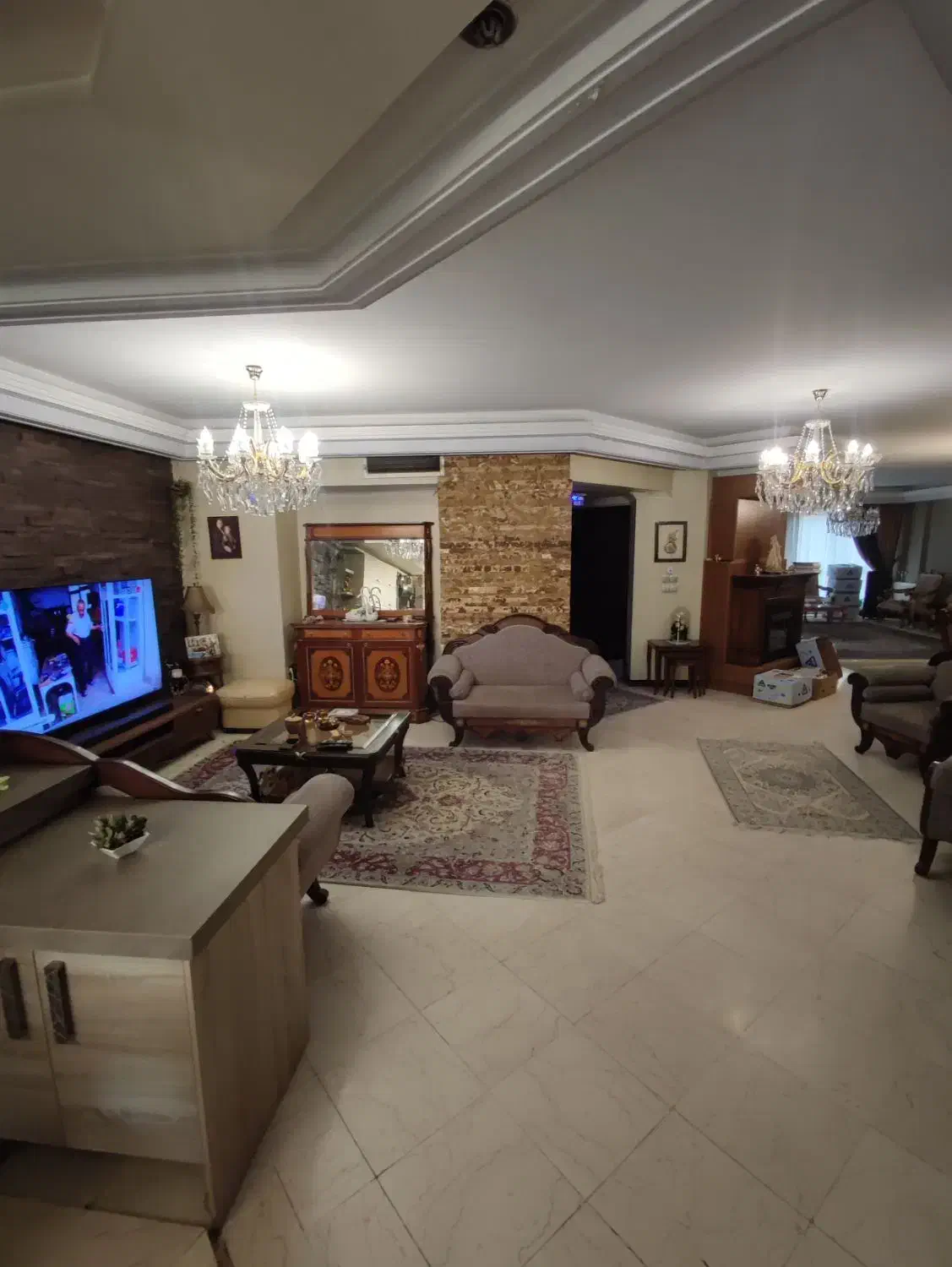 ۲۰۰ متر/جعفربای/تک واحدی/فلکه اول تهرانپارس