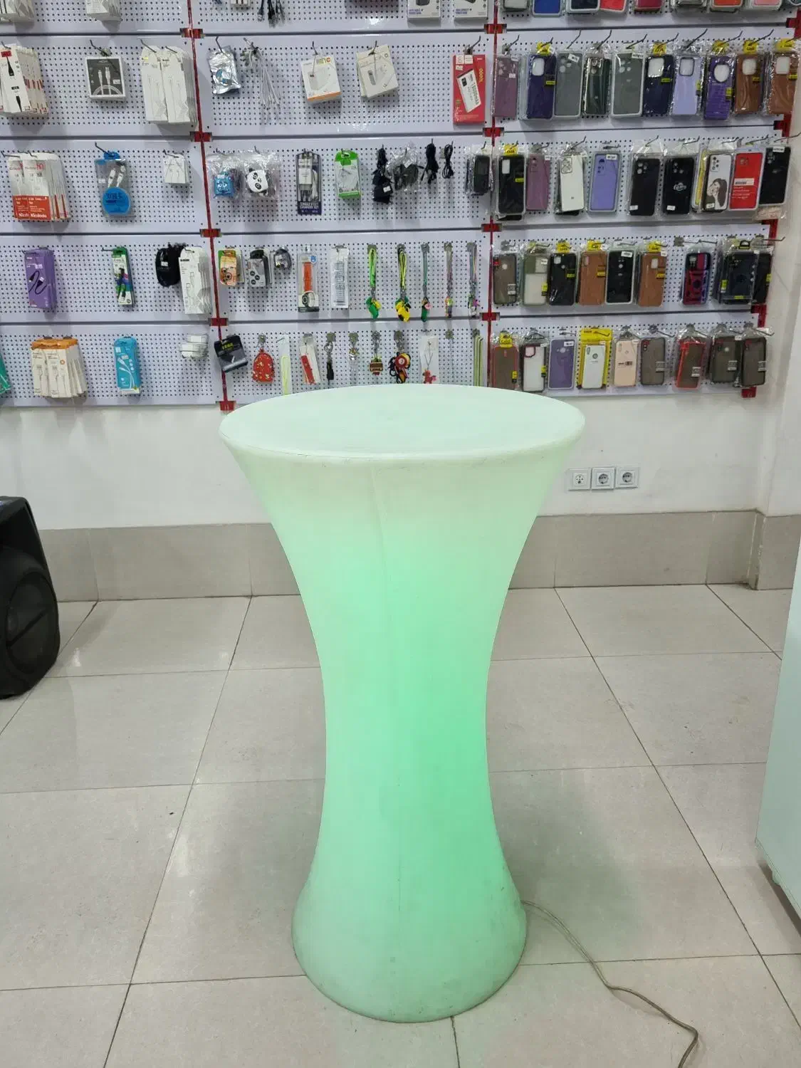 میز کیک جشن|صنایع دستی و سایر لوازم تزئینی|رشت, جماران|دیوار