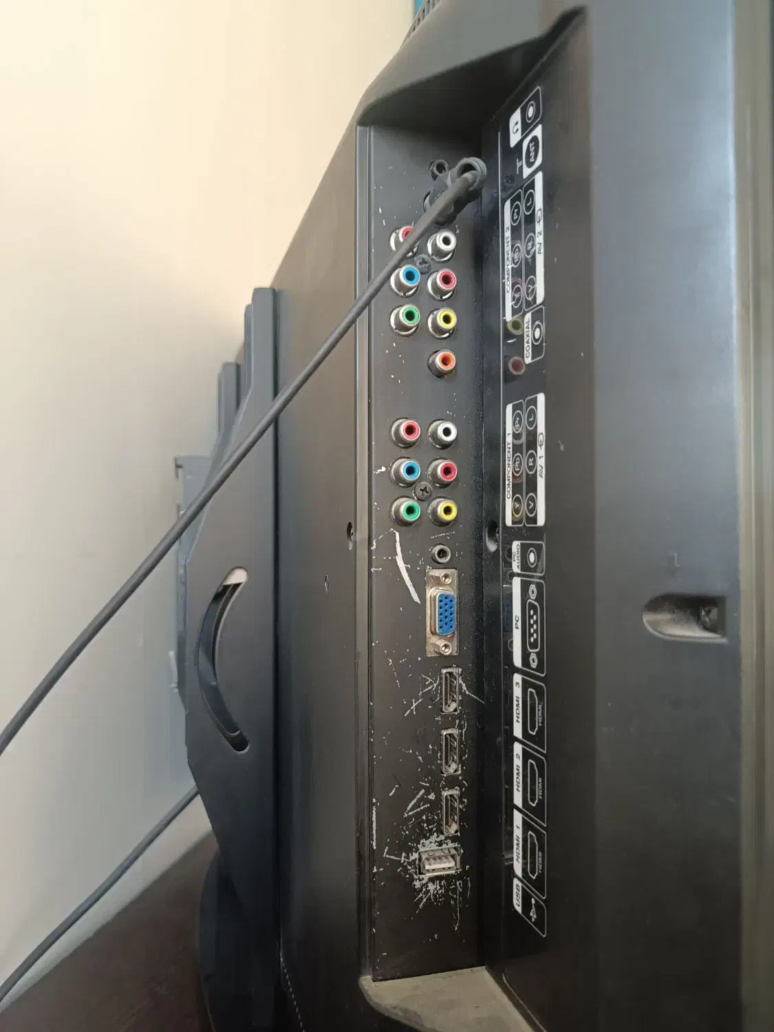 تلوزیون دوو 32 اینچ|تلویزیون و پروژکتور|تهران, جمال‌زاده|دیوار