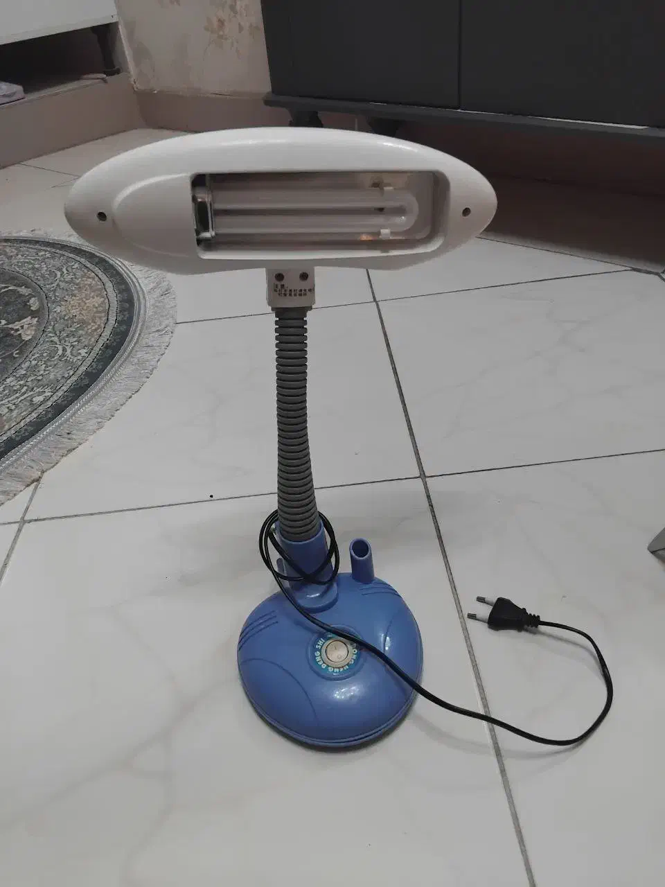 چراغ رومیزی|چراغ خواب و آباژور|فردیس, منظریه|دیوار