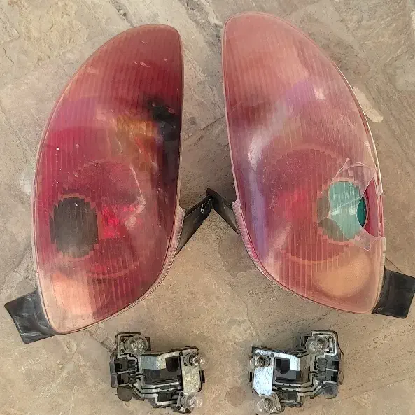 یک جفت خطر ۲۰۶|قطعات یدکی و لوازم جانبی|کاشمر, |دیوار