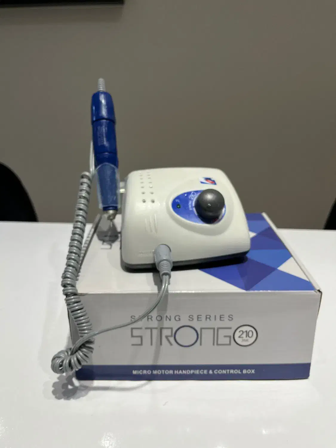 سوهان برقی یووی میز ناخن تخت مژه|آرایشی، بهداشتی، درمانی|کرج, عظیمیه|دیوار