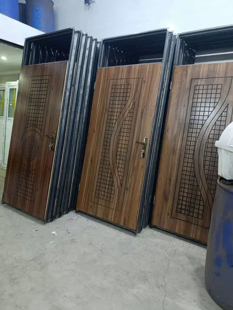 دربpvc چوبی بافرم ودستگیره وقفل|مصالح و تجهیزات ساختمان|اهواز, کوی باهنر|دیوار