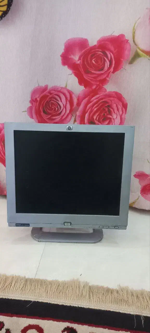 مانیتور ۱۷ اینچ hp سالم و۲ کنسول بازی(pc)|رایانه رومیزی|رضوانشهر, |دیوار