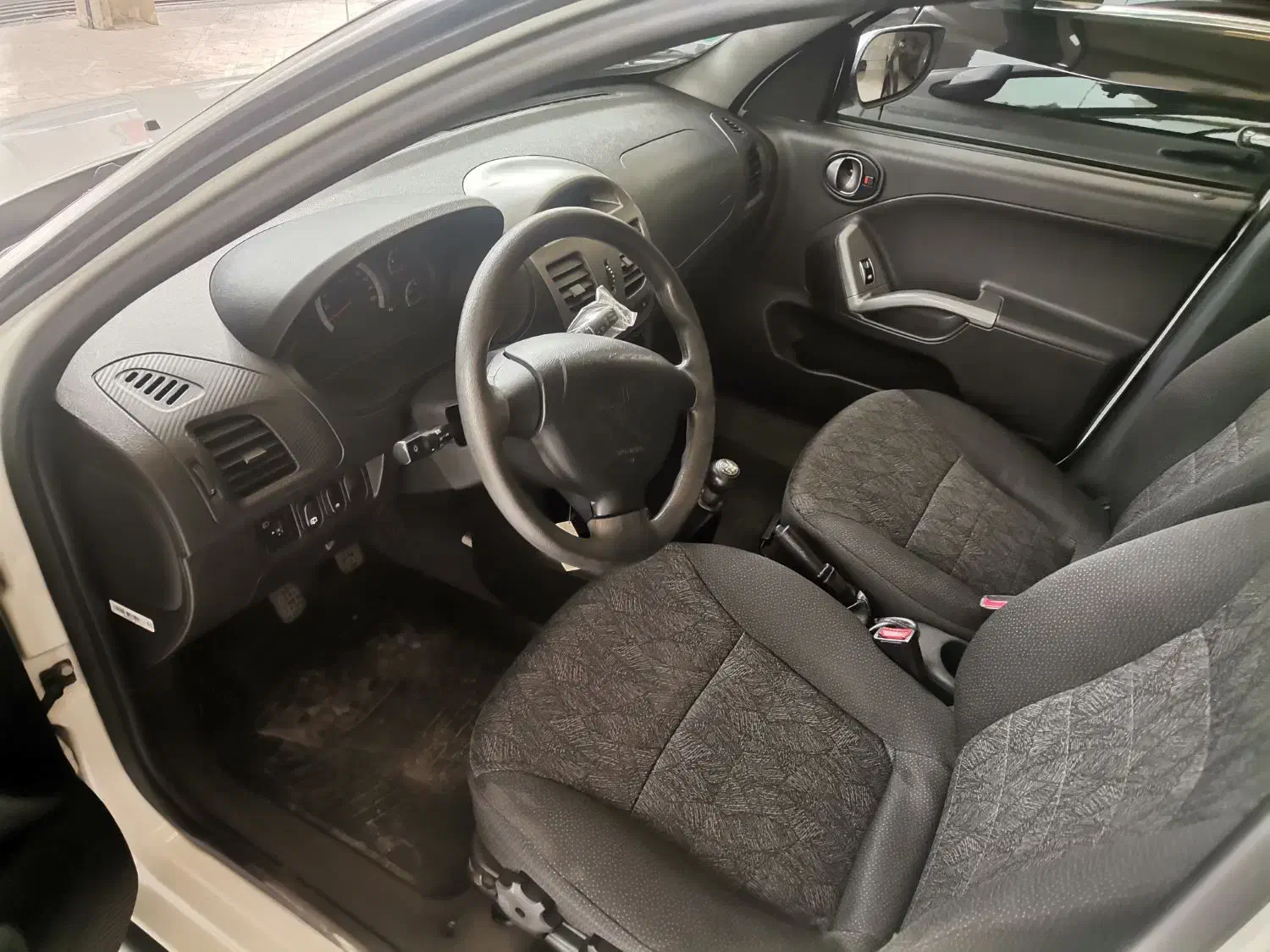 ماشین عالی کوئیک کم کار|خودرو سواری و وانت|هشتگرد, شهرک کوثر|دیوار