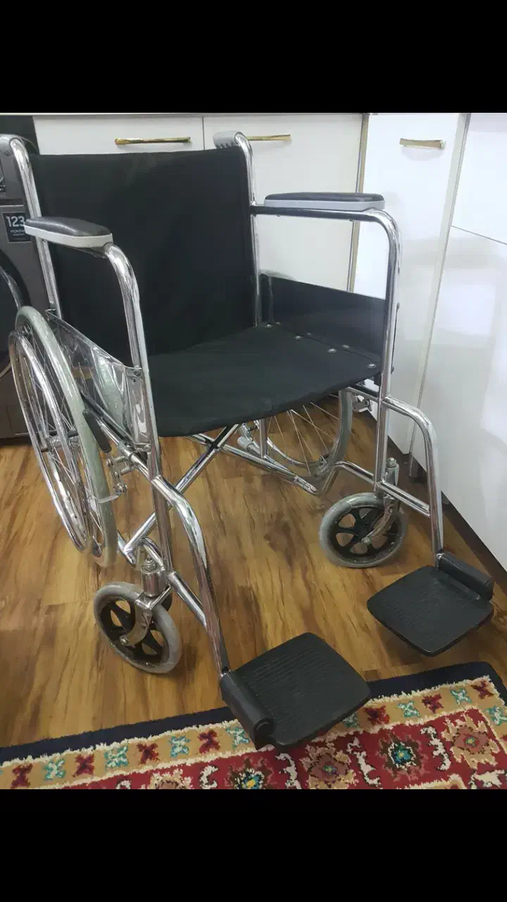 ویلچر خارجی|آرایشی، بهداشتی، درمانی|مشهد, فاطمیه|دیوار