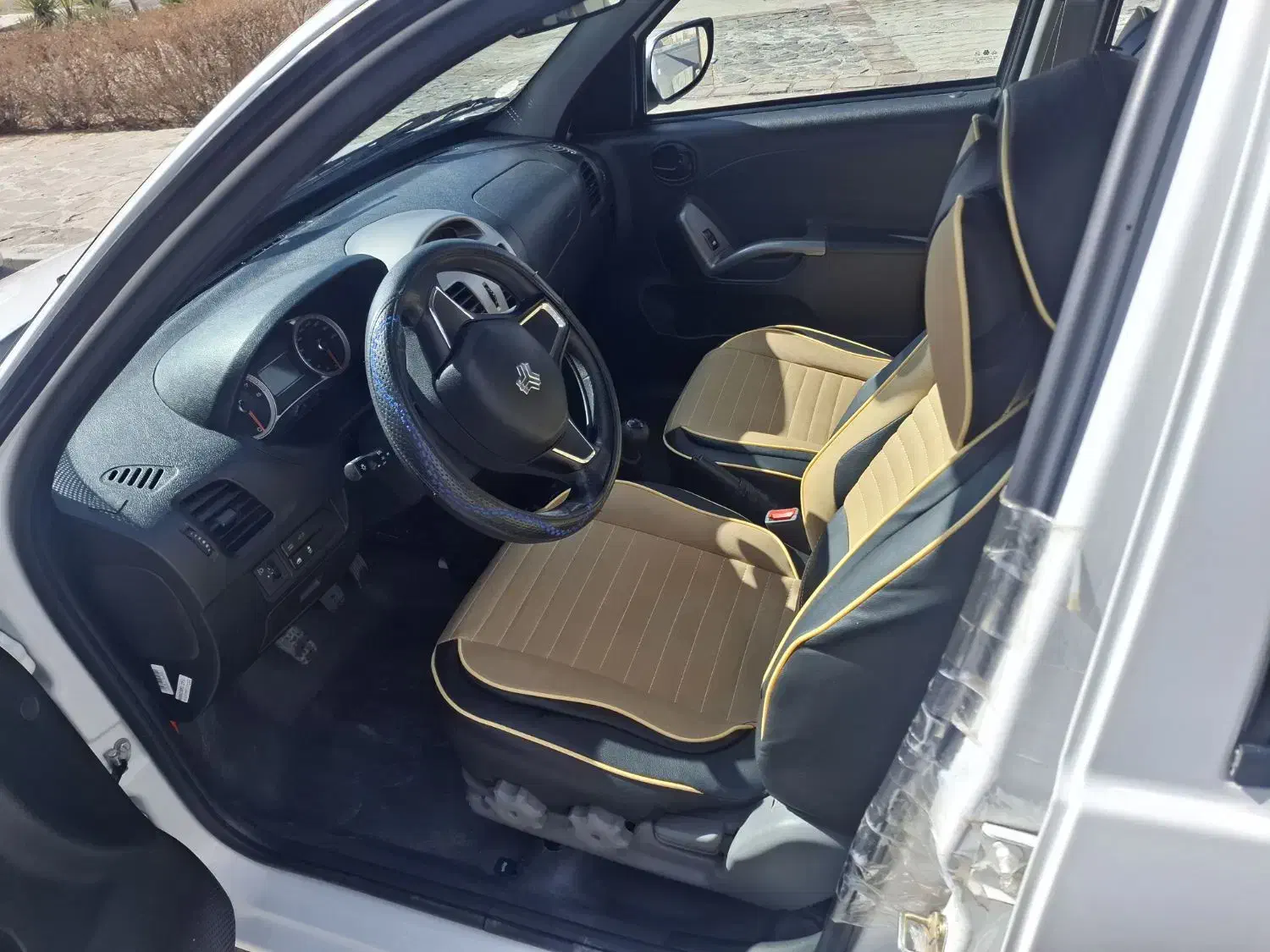 ساینا فروشی|خودرو سواری و وانت|بیرجند, |دیوار