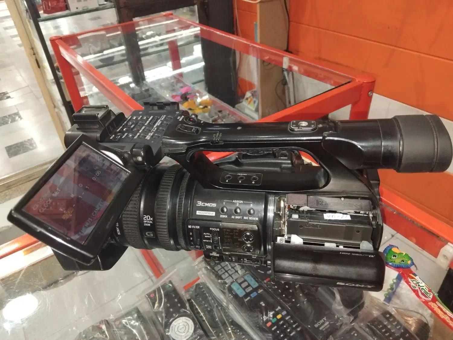 دوربین سونی z5 کاست خور|دوربین عکاسی و فیلم‌برداری|سریش آباد, |دیوار