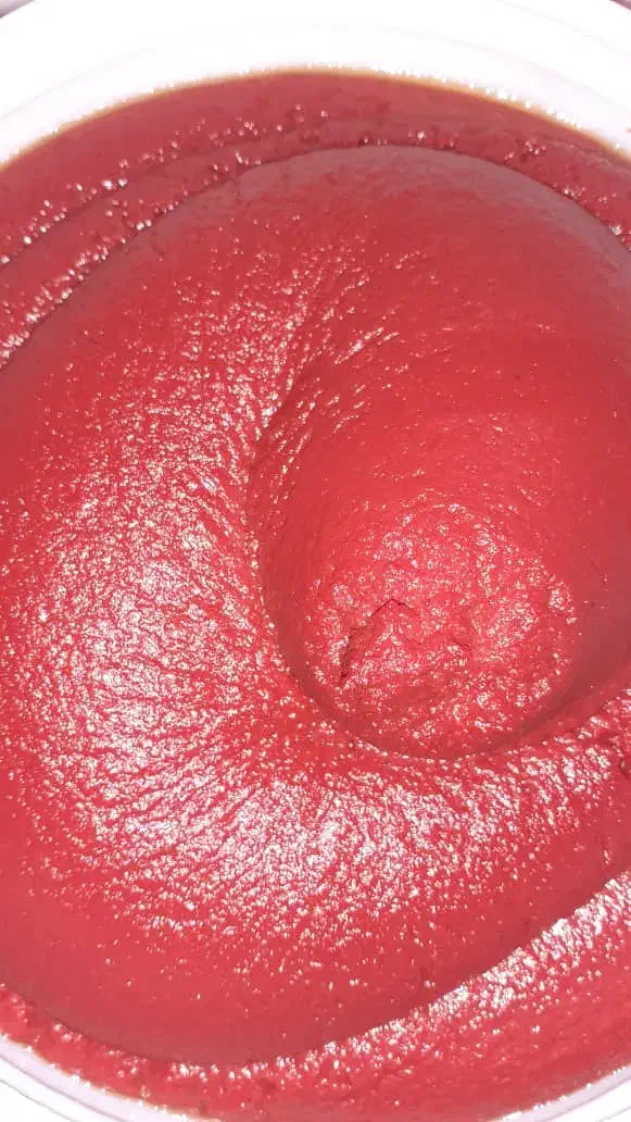 رب گوجه فرنگی درجه ۱ غلیظ خوشرنگ خوش طعم|عمده‌فروشی|کرج, شهرک نهال و بذر|دیوار