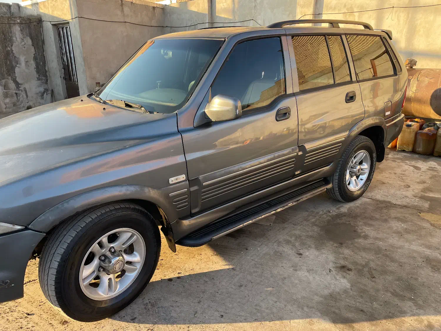 ماشین موسو سانگ یانگ|خودرو سواری و وانت|گنبد کاووس, |دیوار