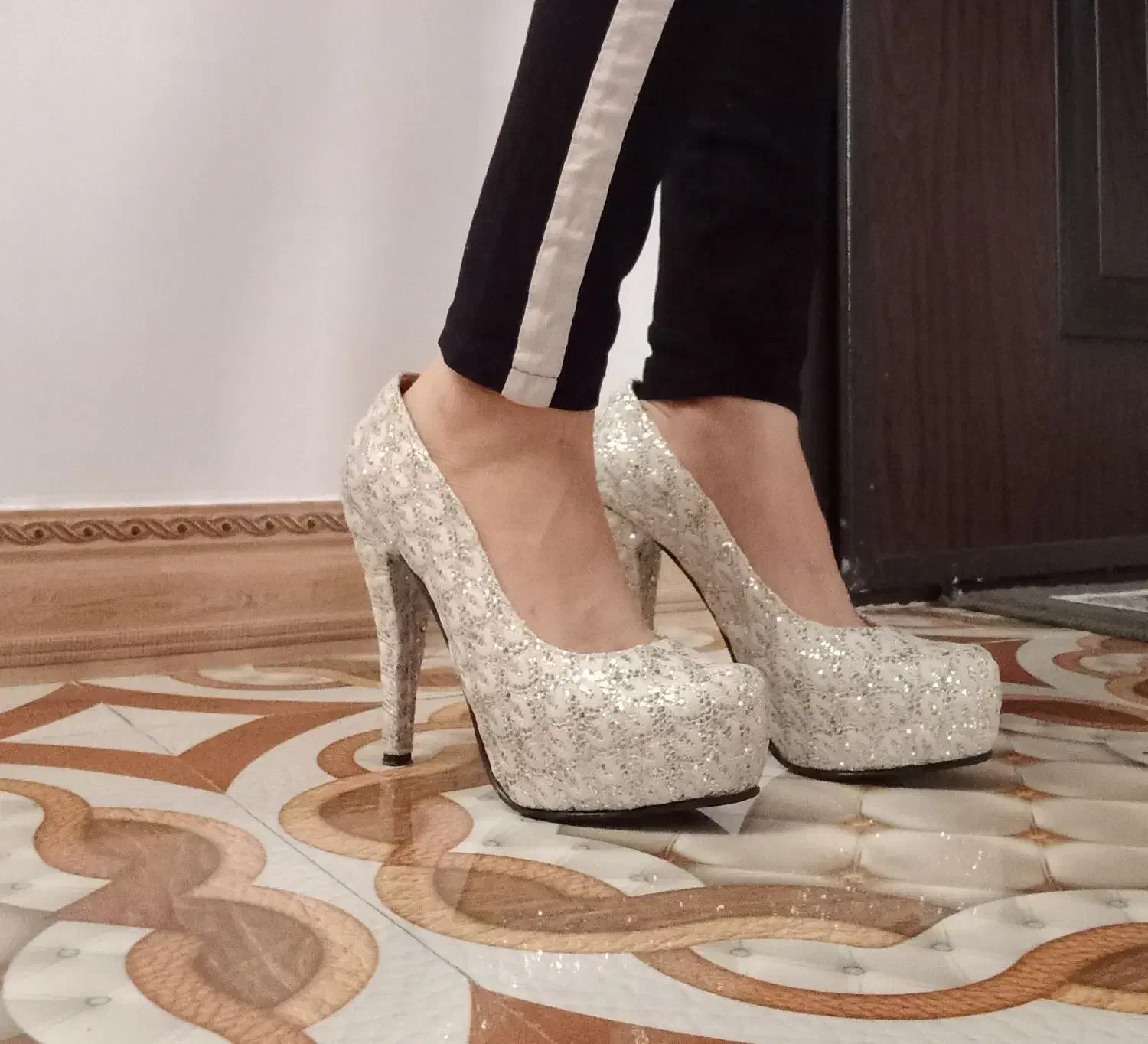 ست زنانه سالم|کیف، کفش، کمربند|فریدون‌کنار, |دیوار