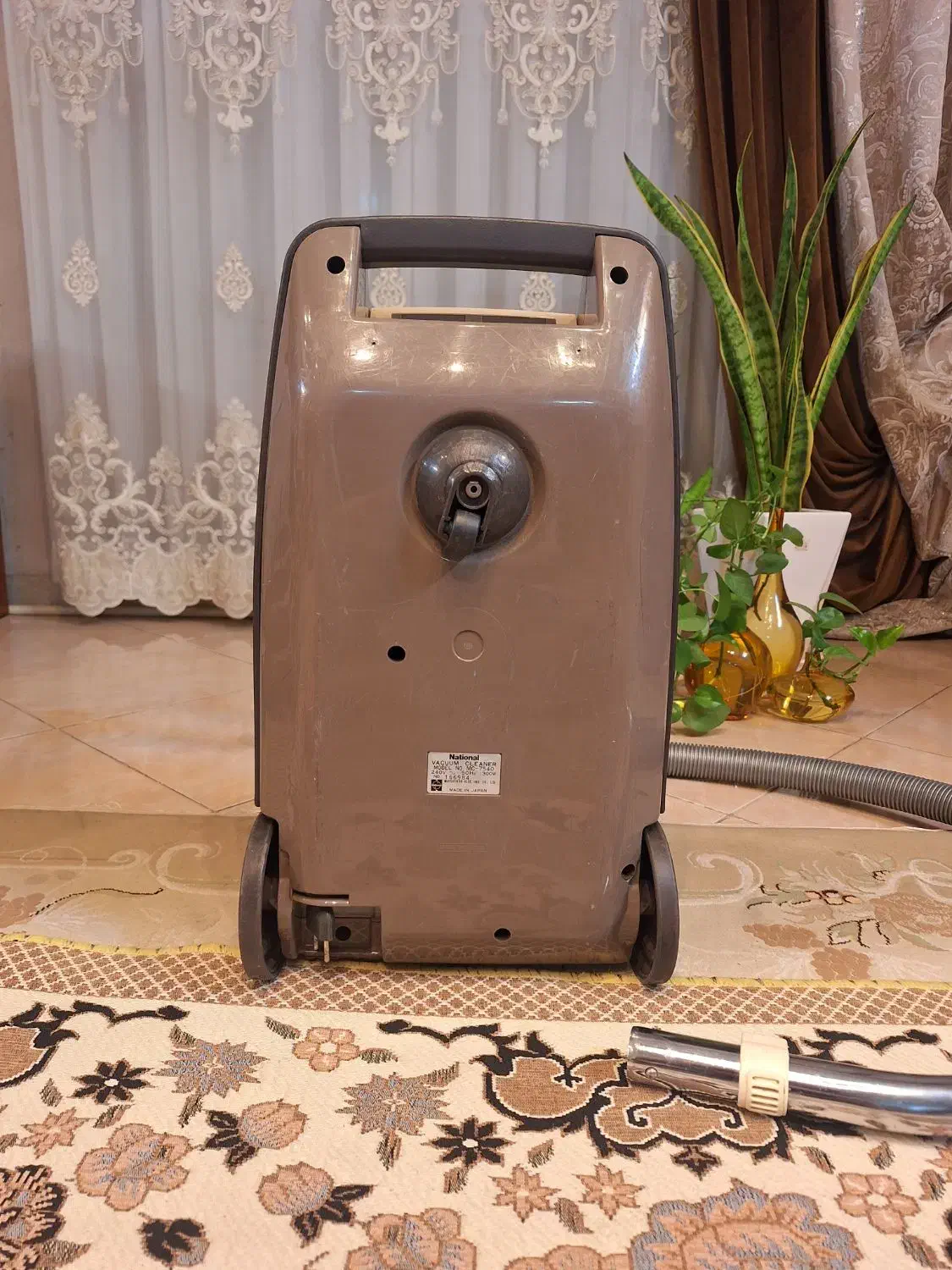 جاروبرقی قدیمی ناسیونال اصل ژاپن درحد نو|کلکسیون اشیاء عتیقه|ورامین, ورامین|دیوار