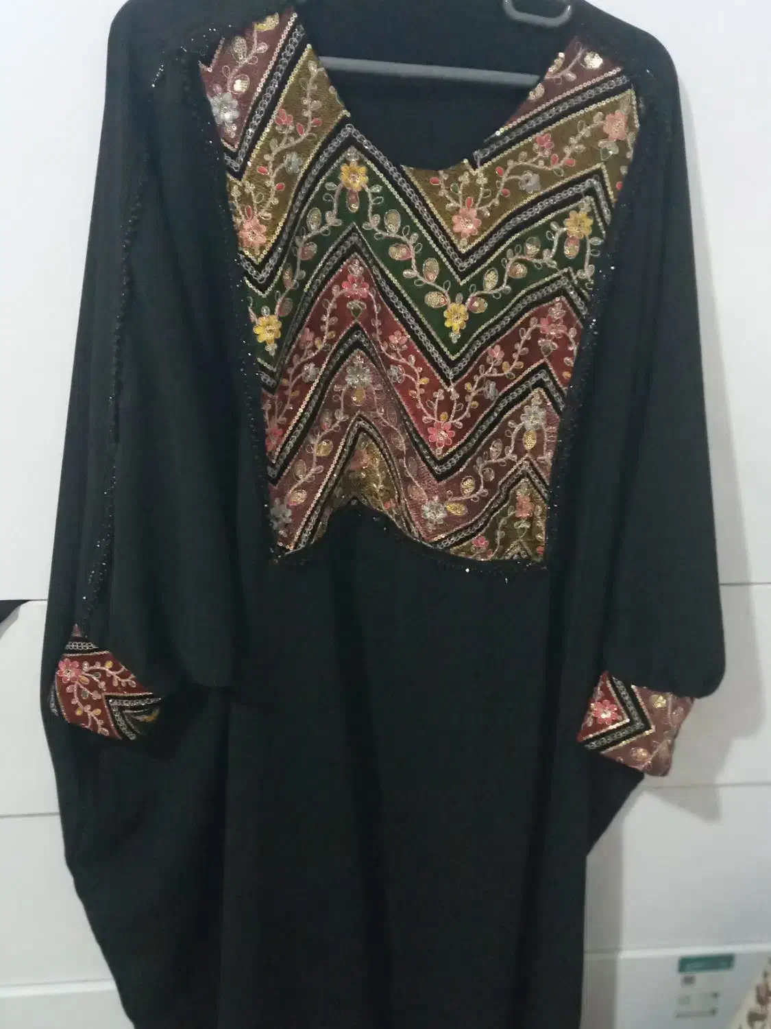 عبا نو|لباس|کرباسک, |دیوار