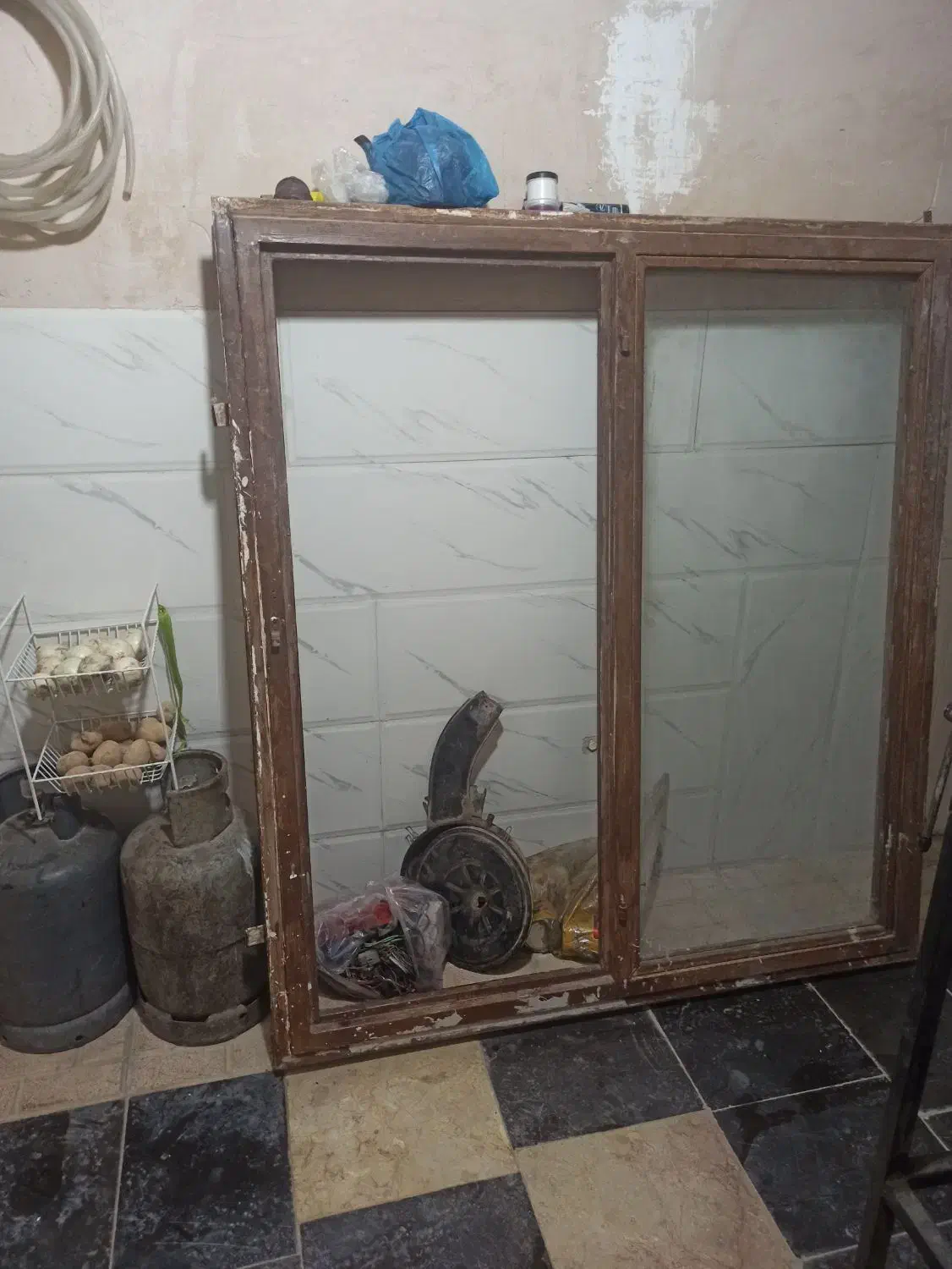 پنجره|مصالح و تجهیزات ساختمان|پاکدشت, پاکدشت (مامازند)|دیوار