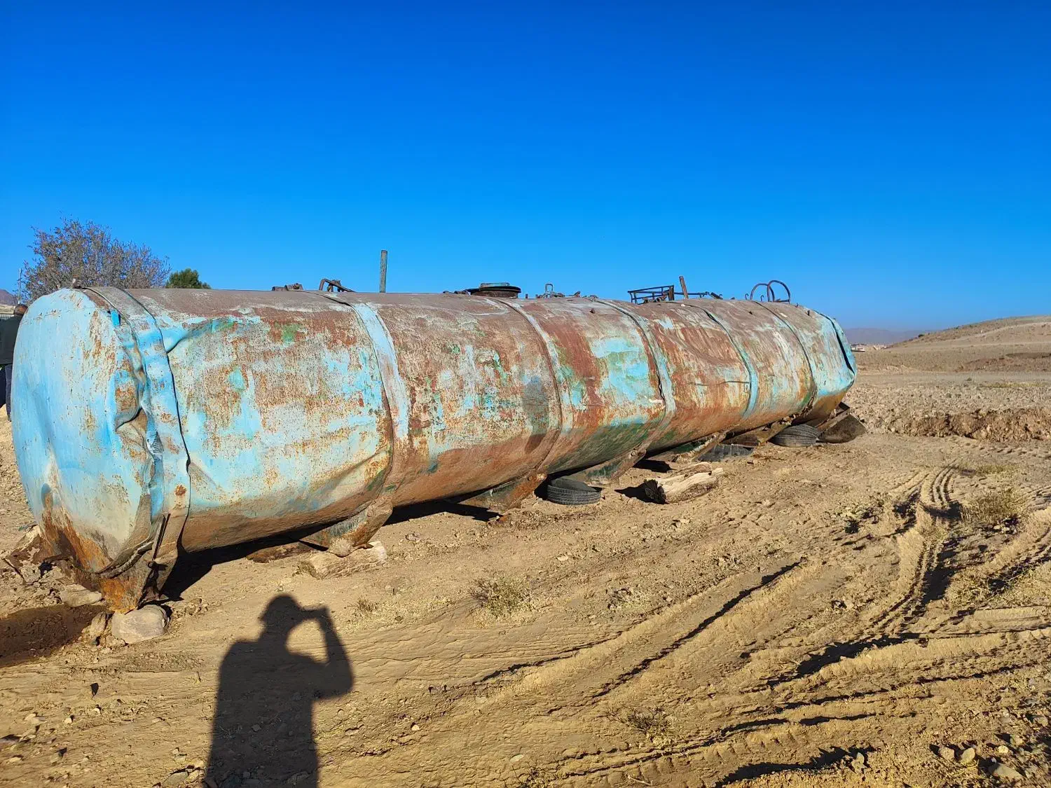 مخزن 35 هزاری گازوئیل|مصالح و تجهیزات ساختمان|تربتحیدریه, حاجی یار|دیوار