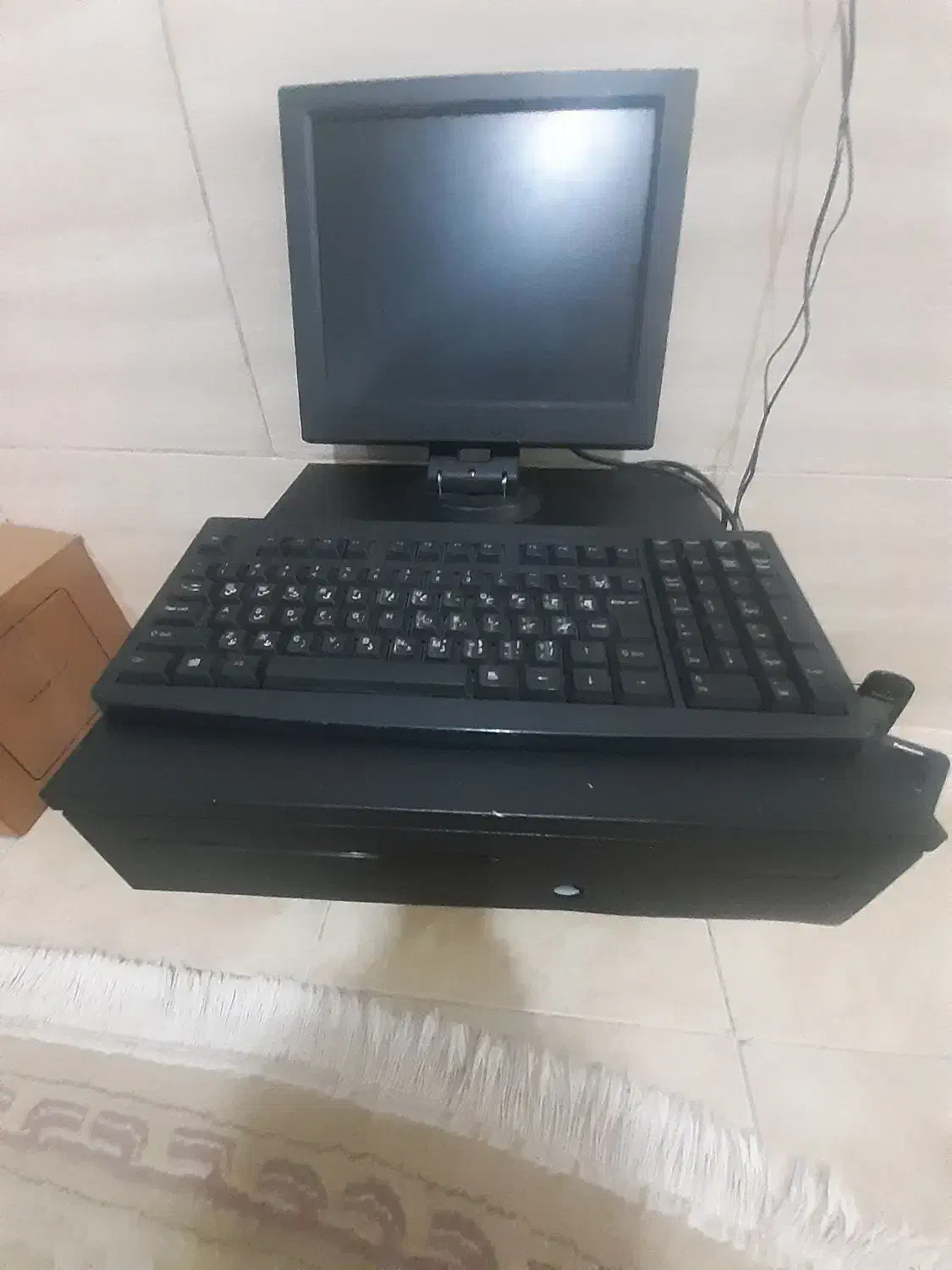 کشوی پول فروشگاهی اتومات همراه با مانیتورو کیبورد|فروشگاه و مغازه|تهران, جوادیه تهرانپارس|دیوار