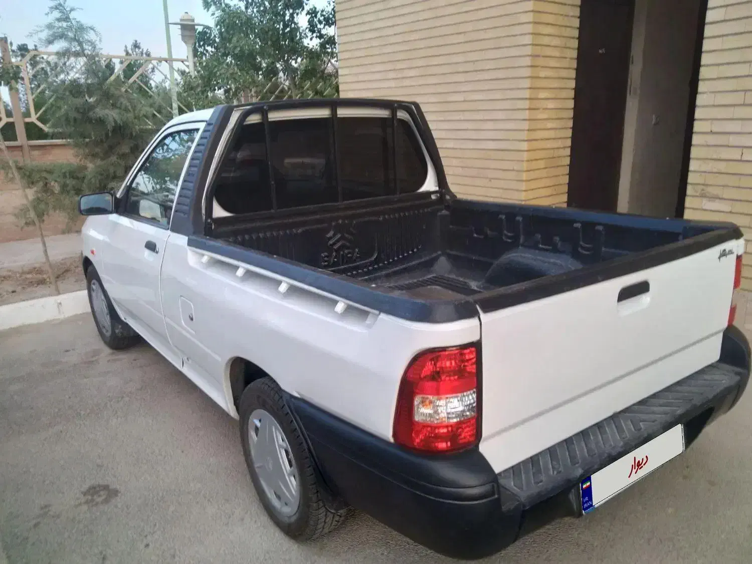 وانت 151|خودرو سواری و وانت|اصفهان, بهارستان|دیوار