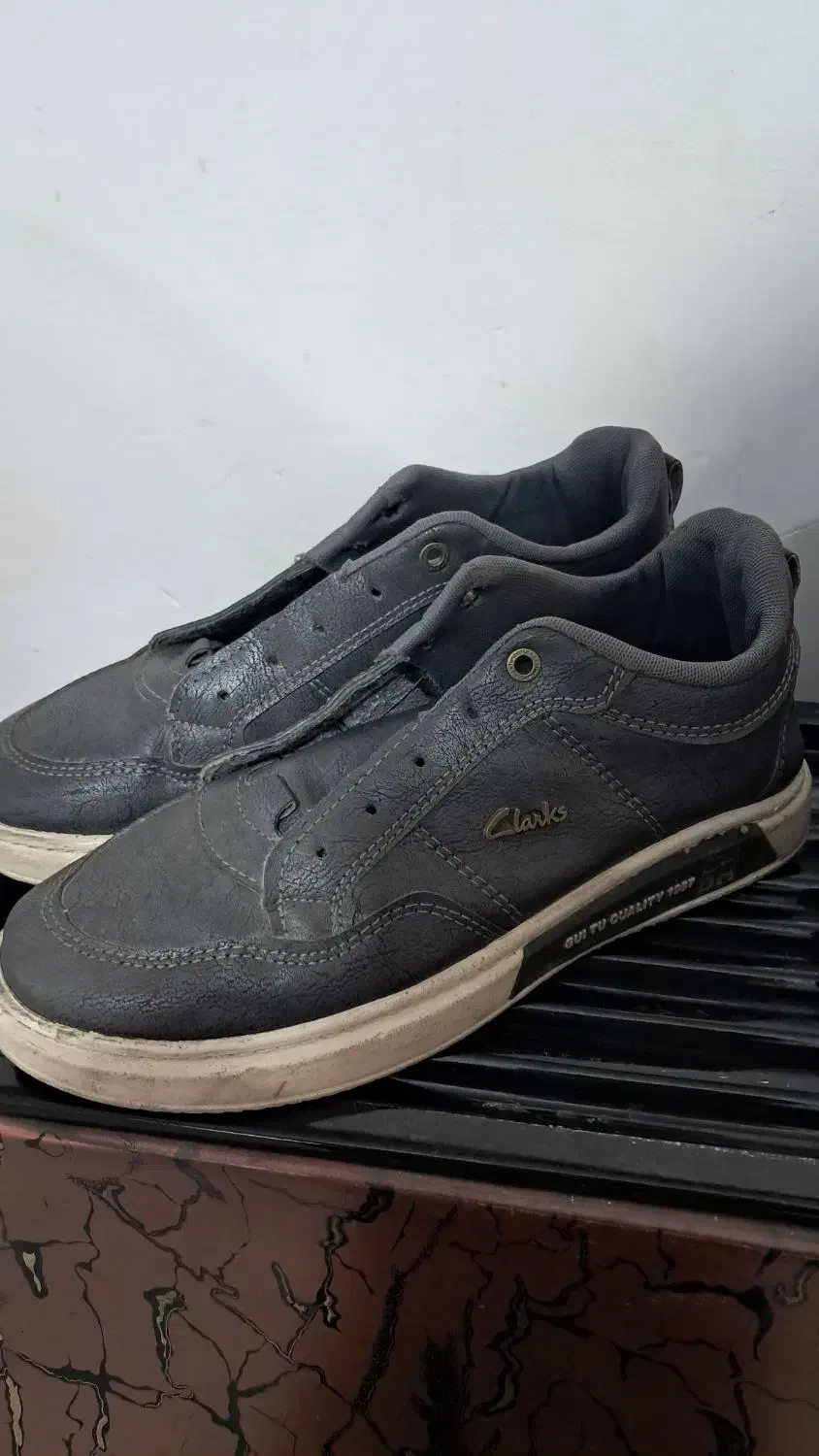 کفش|کیف، کفش، کمربند|بروجرد, |دیوار