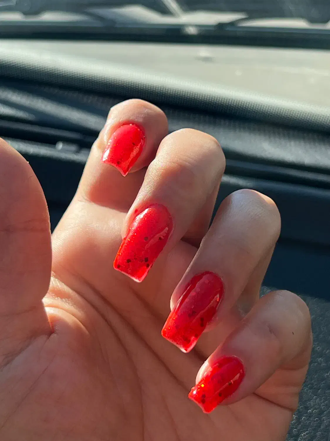 کاشت ناخن|خدمات آرایشگری و زیبایی|مرند, |دیوار