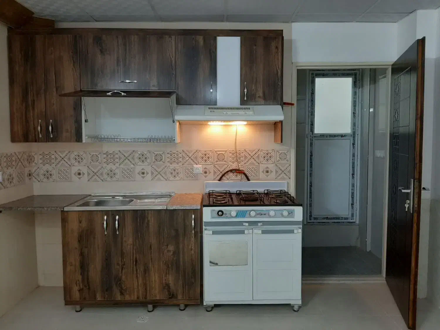 اجاره سوئیت مجردی میدان مسکن خیابان مقداد|اجارهٔ آپارتمان|یزد, |دیوار