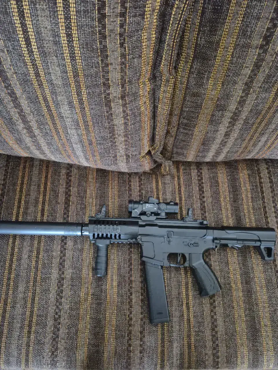 تفنگ بازی برقی|اسباببازی|زنجان, |دیوار