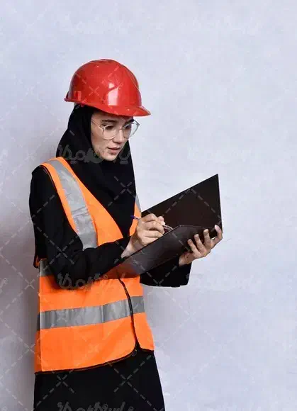 استخدام خانم نیروی اداری برای کارخانه|استخدام اداری و مدیریت|بندرعباس, |دیوار