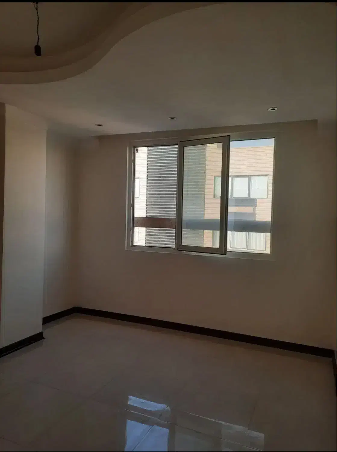 ۱۰۳ متر لوکس در لطفی شاهد سند تک برگ*نورعالی*نوساز|فروش آپارتمان|گرمدره, |دیوار