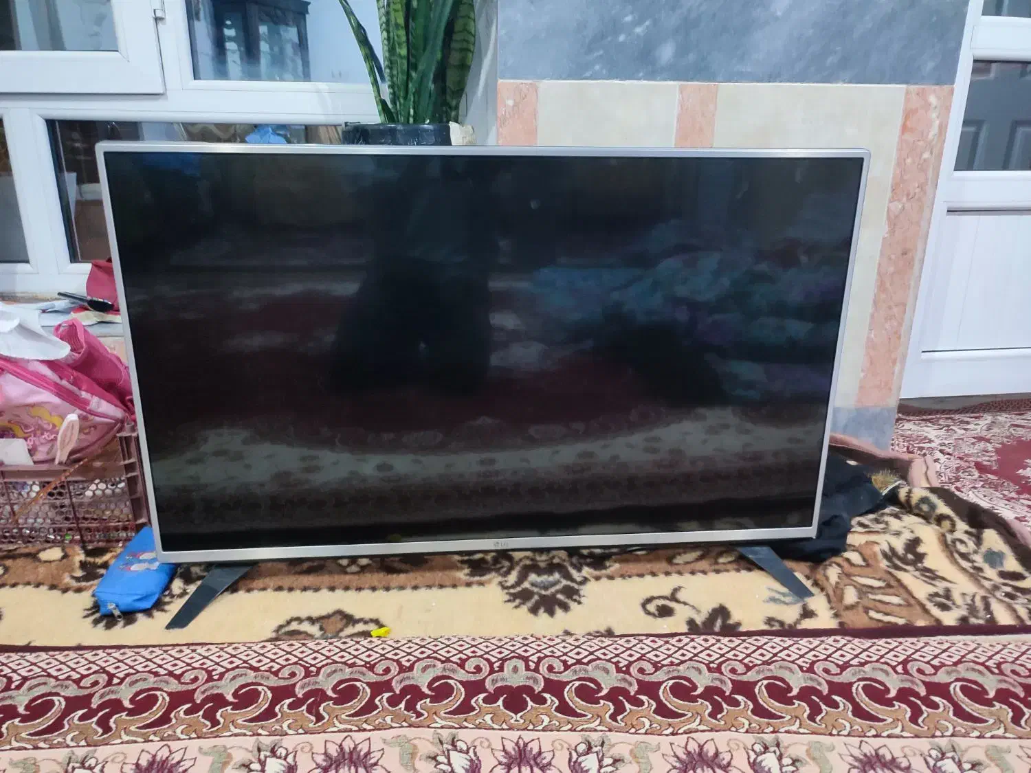 تلویزیون ۴۳ اینج الجی اصل کره|تلویزیون و پروژکتور|مرند, |دیوار