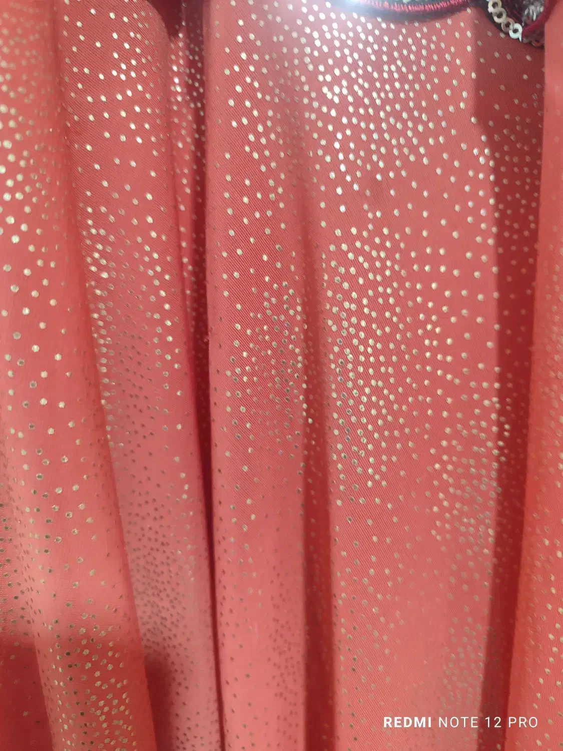 کراس کلوش|لباس|سنندج, |دیوار