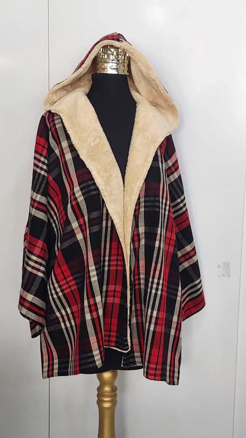 پانچ و شنل|لباس|مشهد, گلبرگ شمالی|دیوار