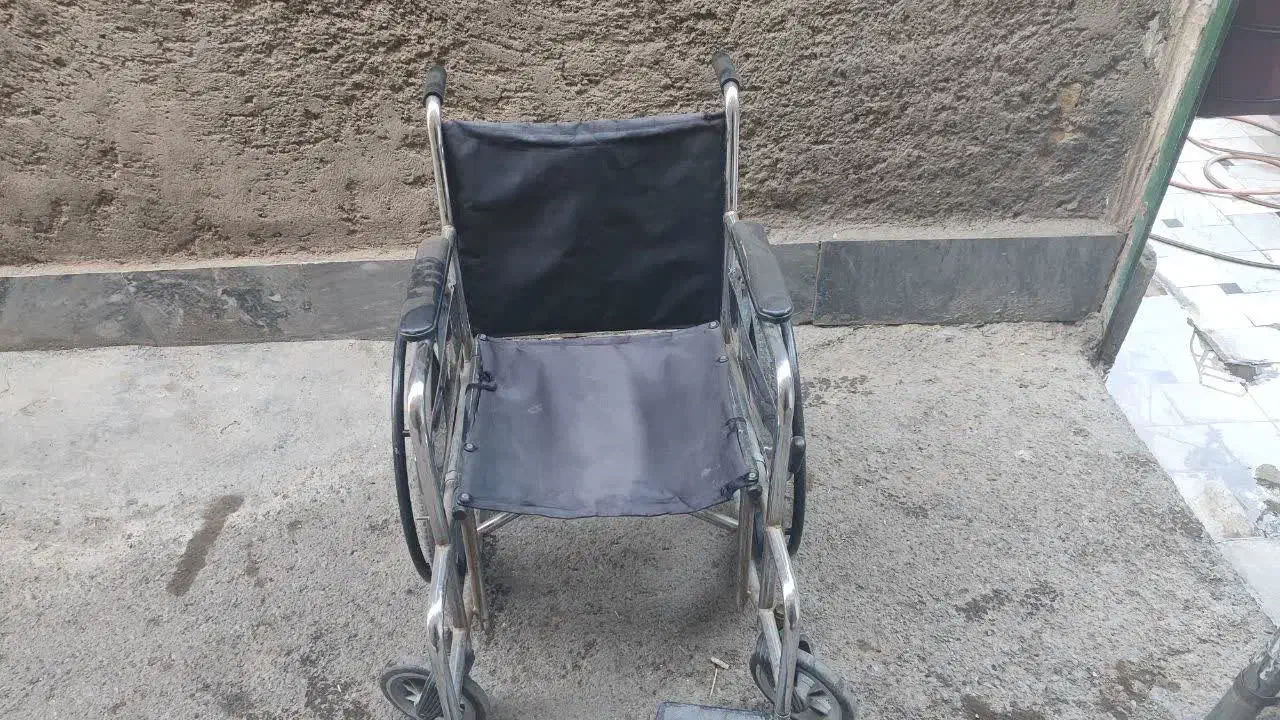 دو عدد ویلچر|آرایشی، بهداشتی، درمانی|قم, آذر (نکویی)|دیوار