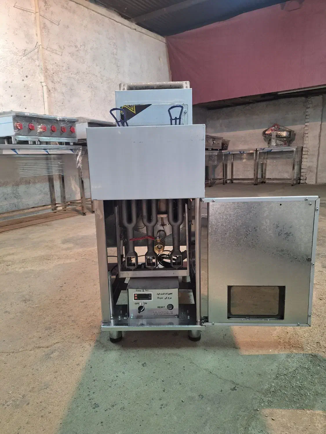 سرخکن سرخ کن مسواکی سرخ کن دین|کافی‌شاپ و رستوران|تهران, تهرانسر مرکزی|دیوار