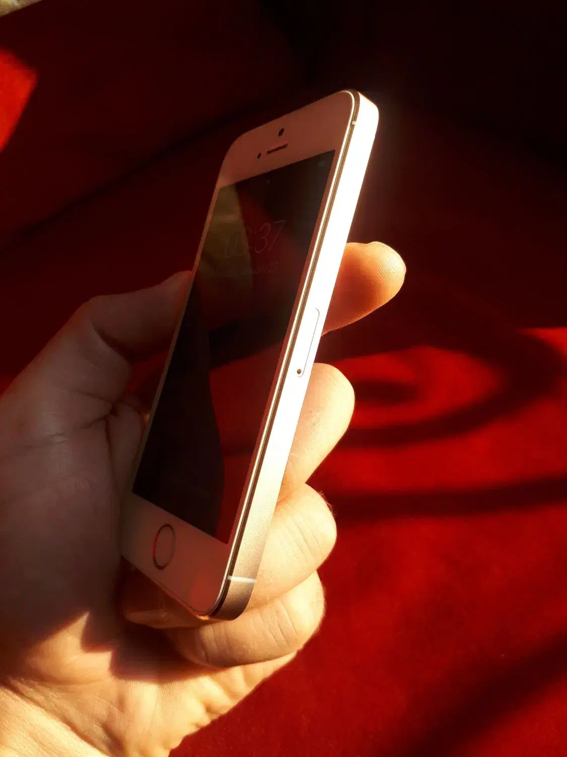 SE 2016 16G در حد نو|موبایل|تهران, علم و صنعت|دیوار