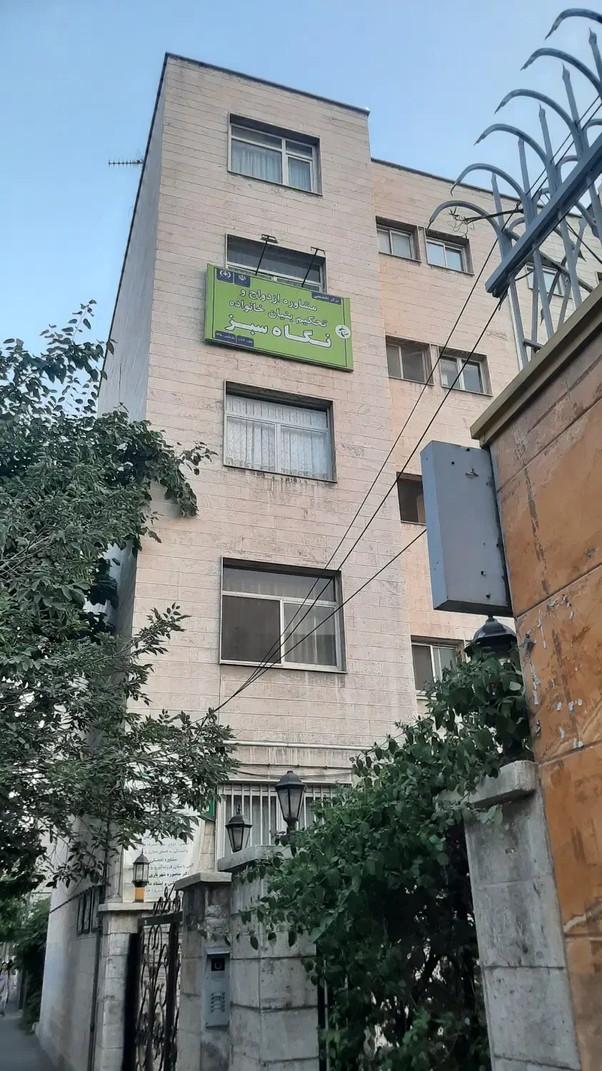 مناسب سازندگان، 1300 متر زمین ،با 20 واحد کلنگی|فروش زمین و ملک کلنگی|تهران, تهرانپارس جنوبی|دیوار