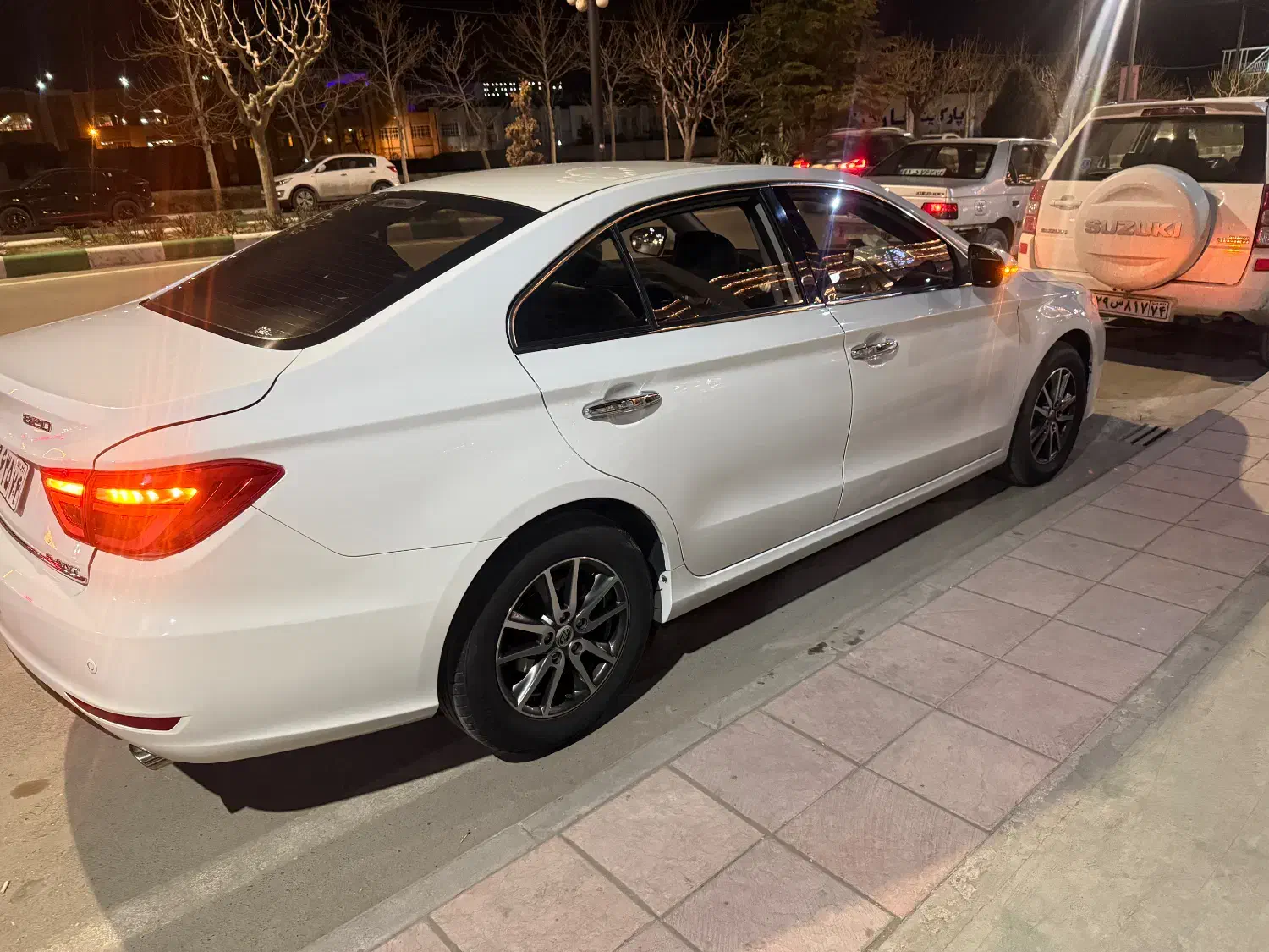 لیفان 820|خودرو سواری و وانت|مشهد, امام رضا (ع)|دیوار