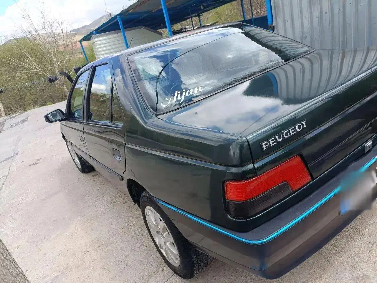 پژو۴۰۵|خودرو سواری و وانت|مریوان, |دیوار