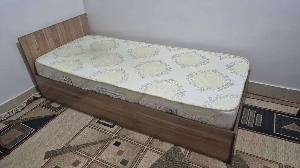 تخت خواب تک نفره با تشک|تخت و سرویس خواب|مهر, |دیوار