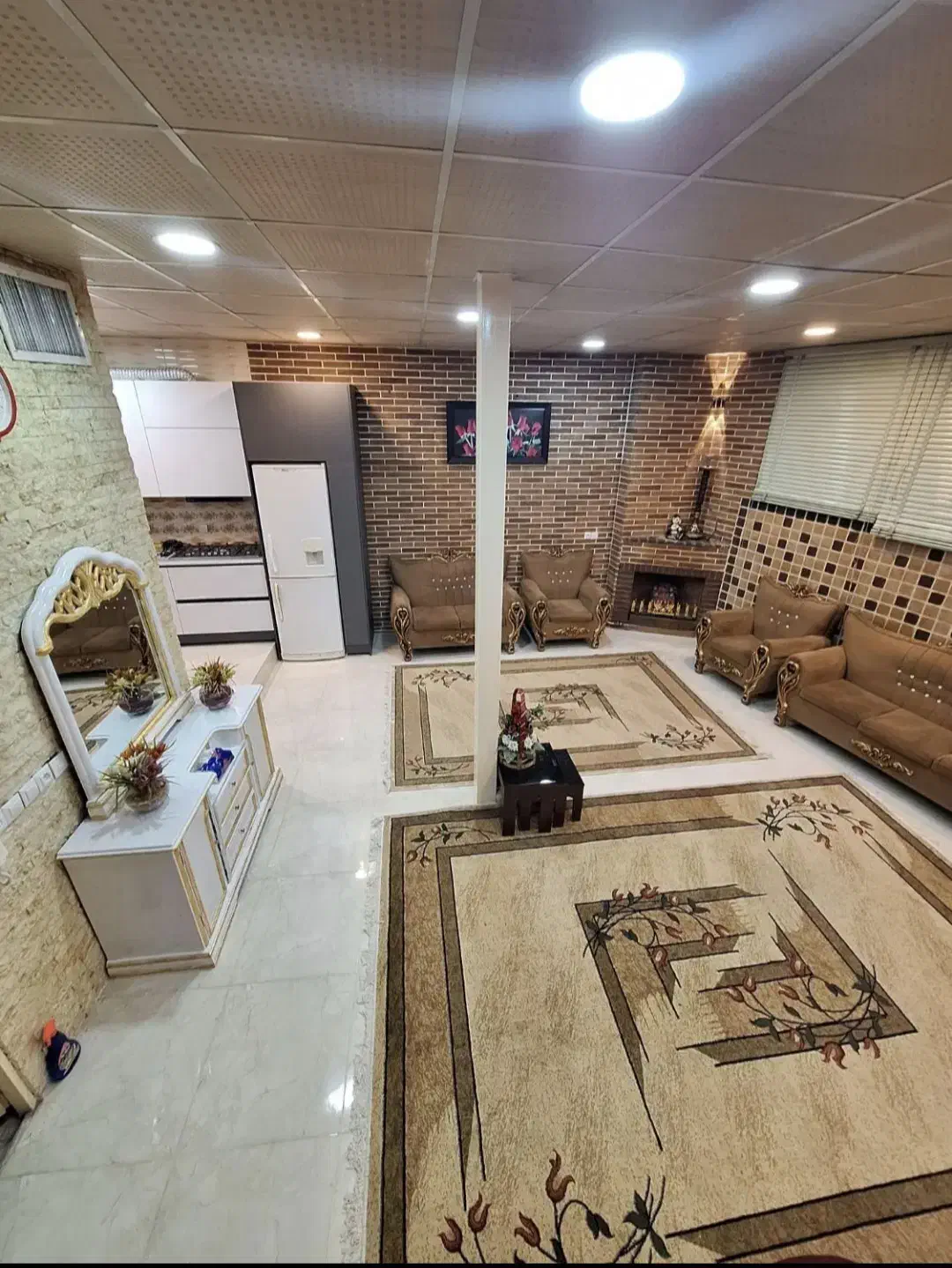 منزل مبله مرکز شهر شیراز|اجارهٔ کوتاه‌مدت آپارتمان و سوئیت|شیراز, انجیر|دیوار