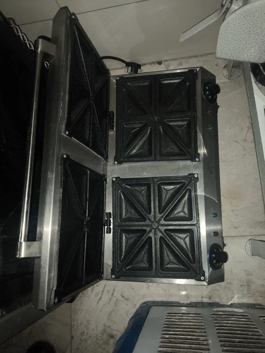 وسایل ساندویچی استفاده نشده نو نو|کافیشاپ و رستوران|ایلام, |دیوار